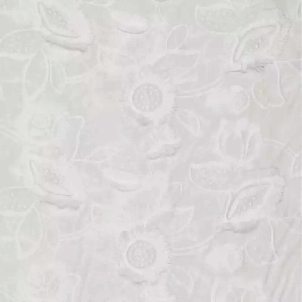 VJ COUPON Katoen Batist Geborduurd AA45 75X140CM VJ COUPON Katoen Batist Geborduurd AA45 75X140CM