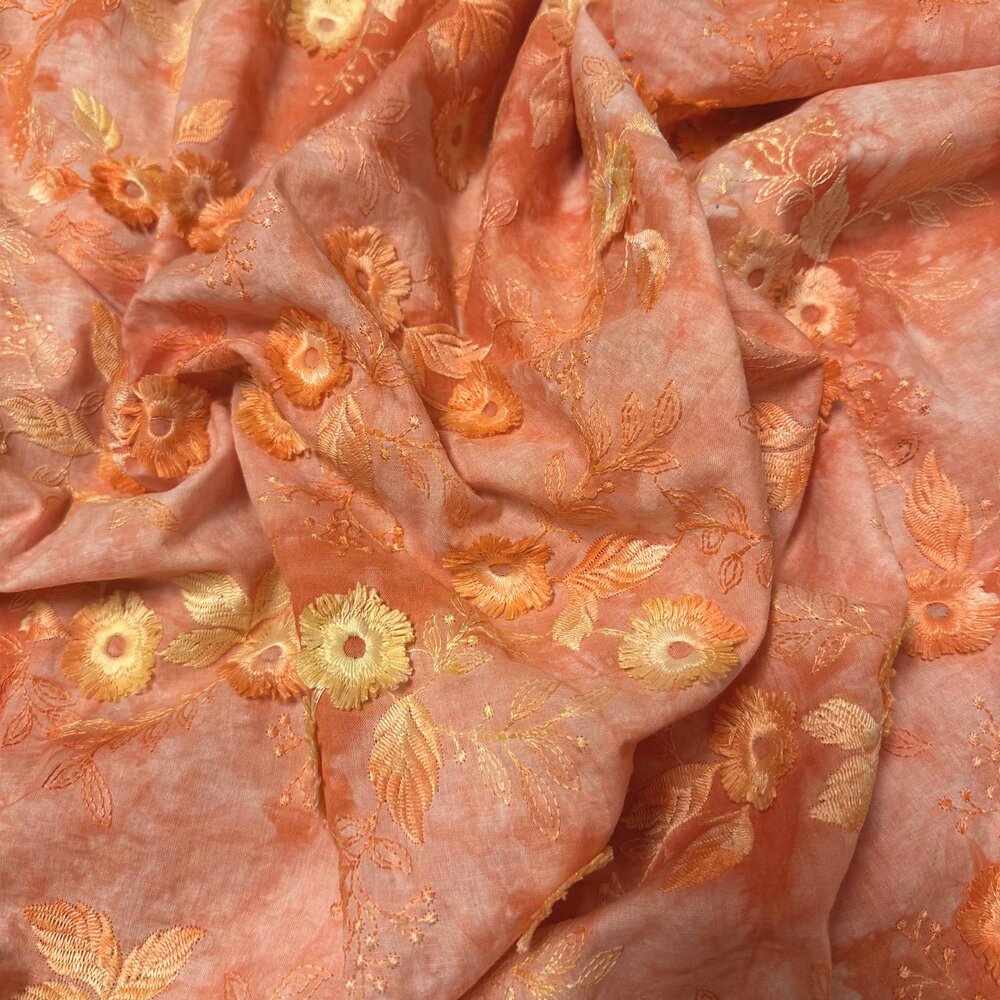 VJ COUPON - Cotton Batiste Embroidered 4885 75X140CM VJ COUPON - Cotton Batiste Embroidered 4885 75X140CM