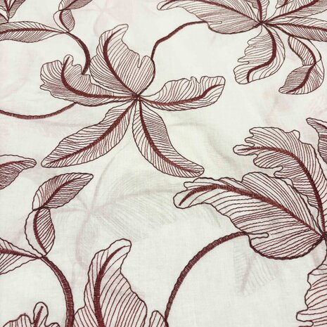 Cotton Batiste Embroidered 5573 Cotton Batiste Embroidered 5573