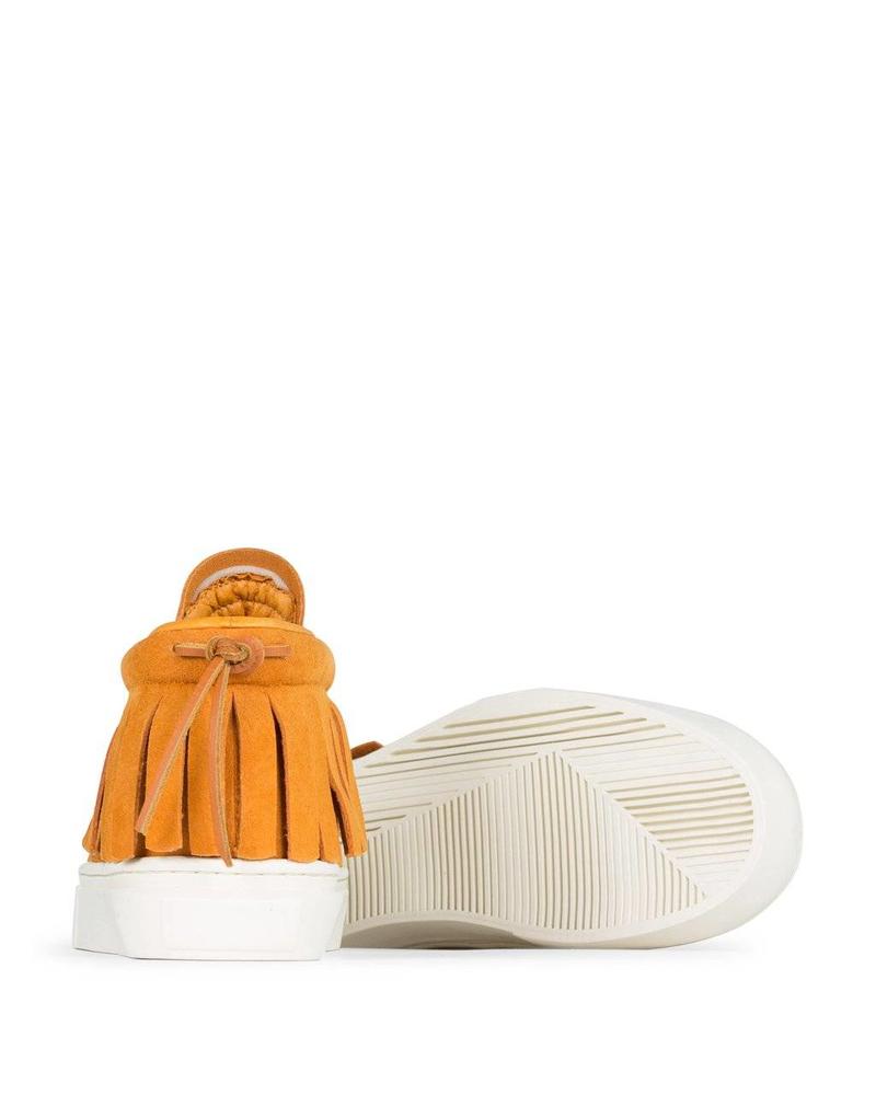 CLEAR WEATHER ONE-O-ONE IN DESERT SUN