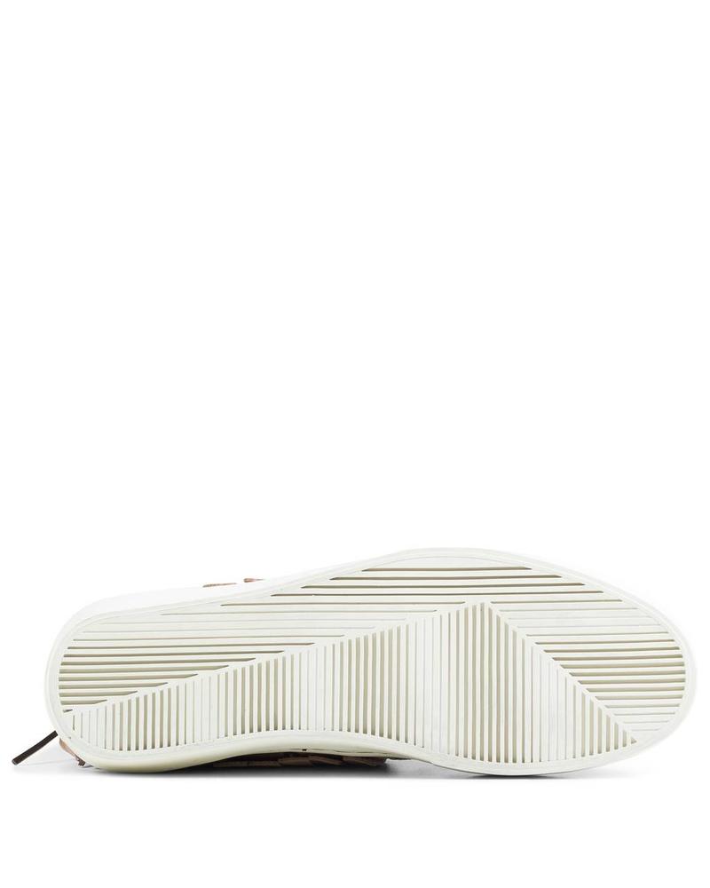 CLEAR WEATHER ONE-O-ONE IN SAND