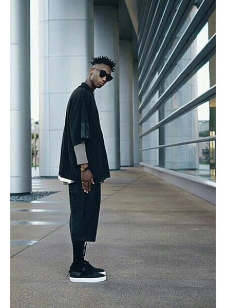 CLEAR WEATHER'S EIGHTY IN BLACK WOVEN