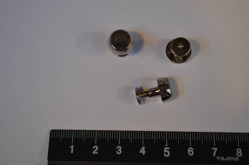 VR04 Sierknop met vijsjes rond 10mm zilver