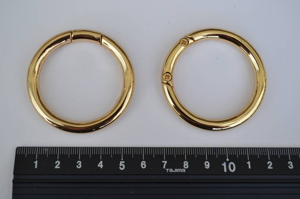 R49 Ring goud  40mm