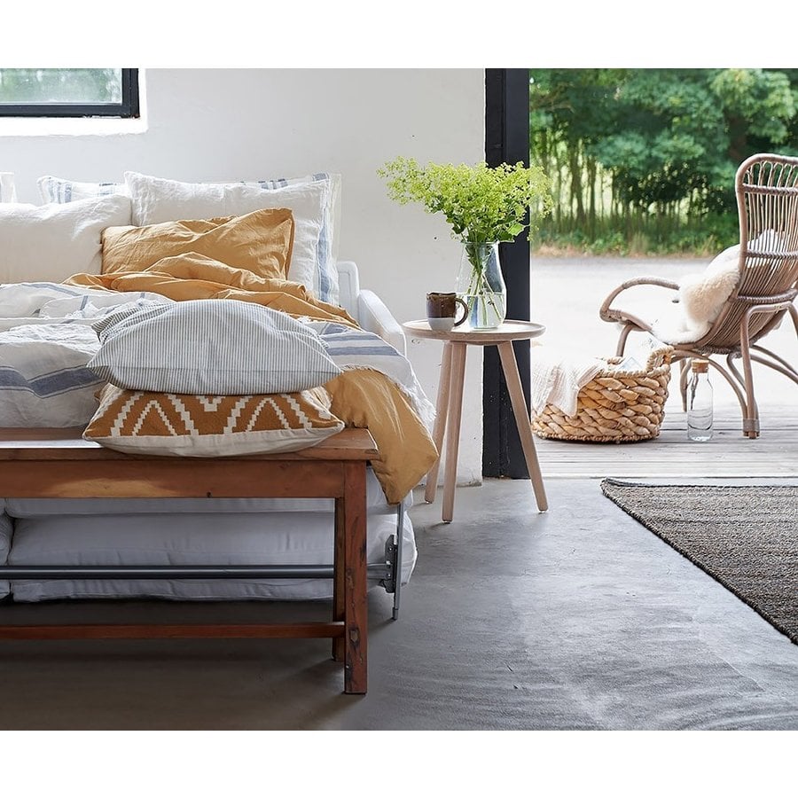 Love Ronde Bijzettafel Blank Eiken Love Ronde Bijzettafel Blank Eiken