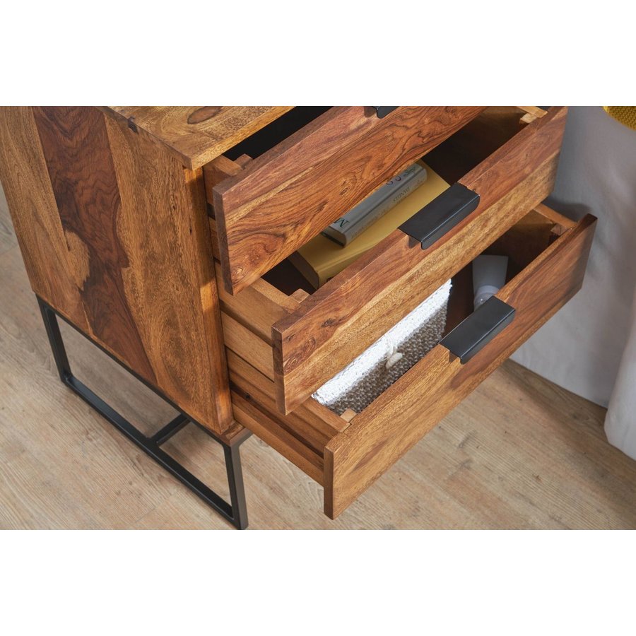 Mumbai Massief Hoog Nachtkastje met 3 Lades Mumbai Massief Hoog Nachtkastje met 3 Lades