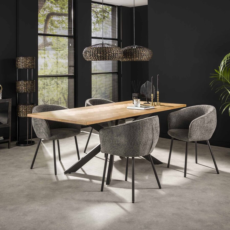 Guru Visgraat Eiken Eettafel 200 cm Guru Visgraat Eiken Eettafel 200 cm