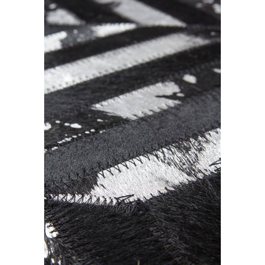 Spark Vloerkleed 80 x 150 cm Zwart/Zilver Spark Vloerkleed 80 x 150 cm Zwart/Zilver