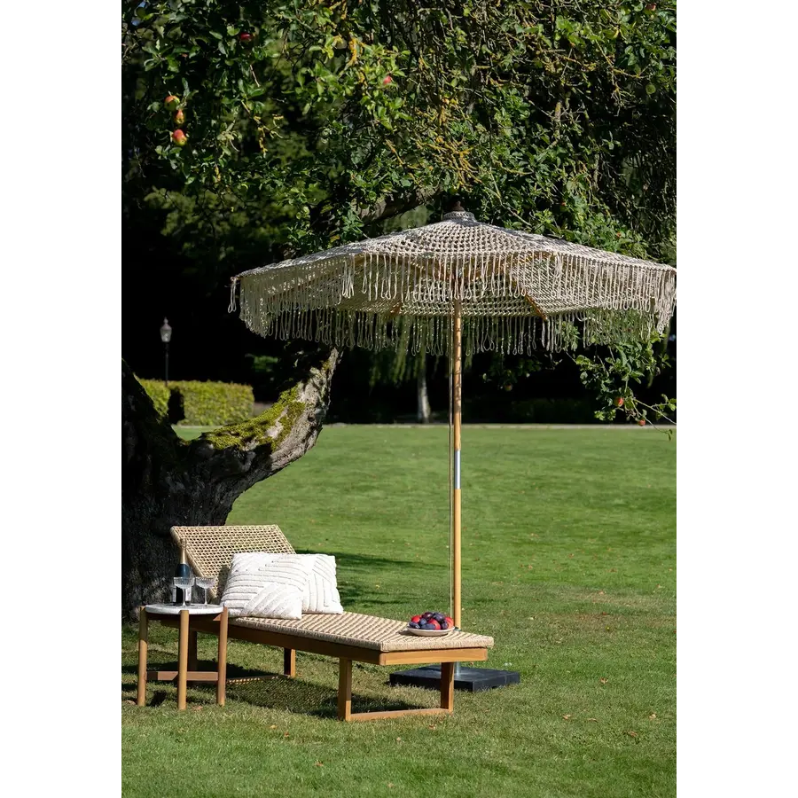 Derby Teak / Rattan Zonnebed Natural