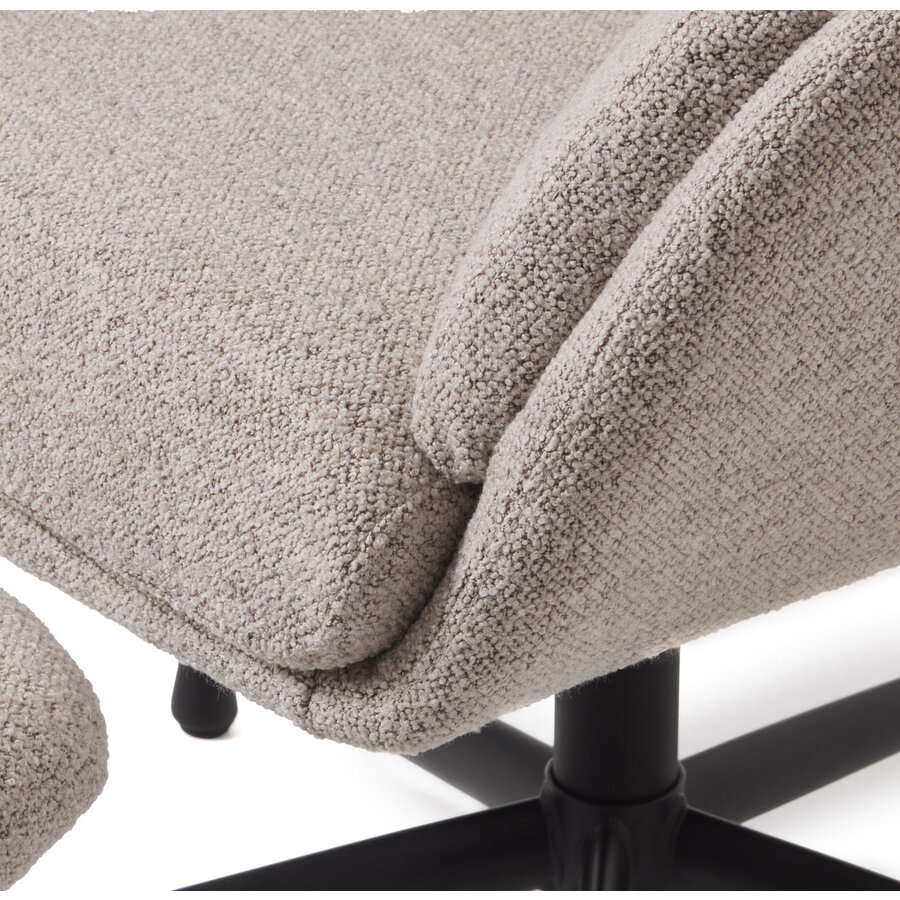 Sifton Taupe Bouclé Relaxfauteuil en Voetenbank Set Sifton Taupe Bouclé Relaxfauteuil en Voetenbank Set