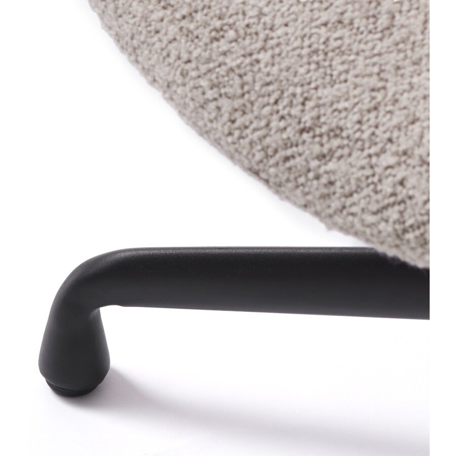 Sifton Taupe Bouclé Relaxfauteuil en Voetenbank Set Sifton Taupe Bouclé Relaxfauteuil en Voetenbank Set