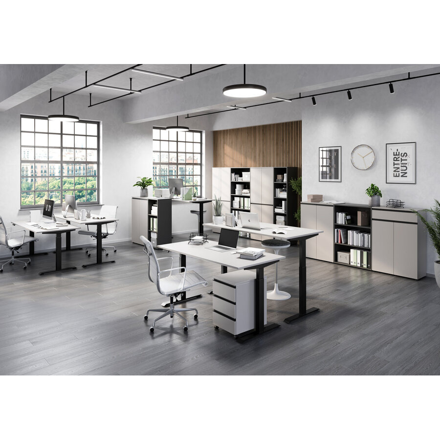 Bedano Cashmere Elektrische Zit Sta Bureautafel 140 cm Bedano Cashmere Elektrische Zit Sta Bureautafel 140 cm