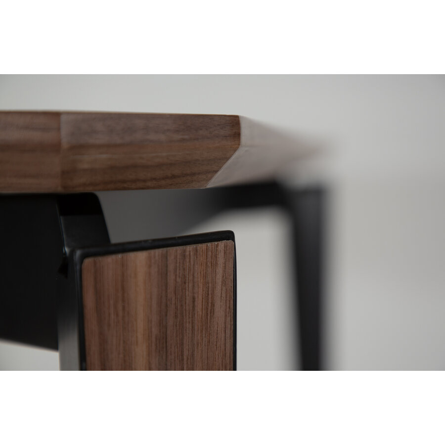 Edge Walnoot Eettafel Uitschuifbaar