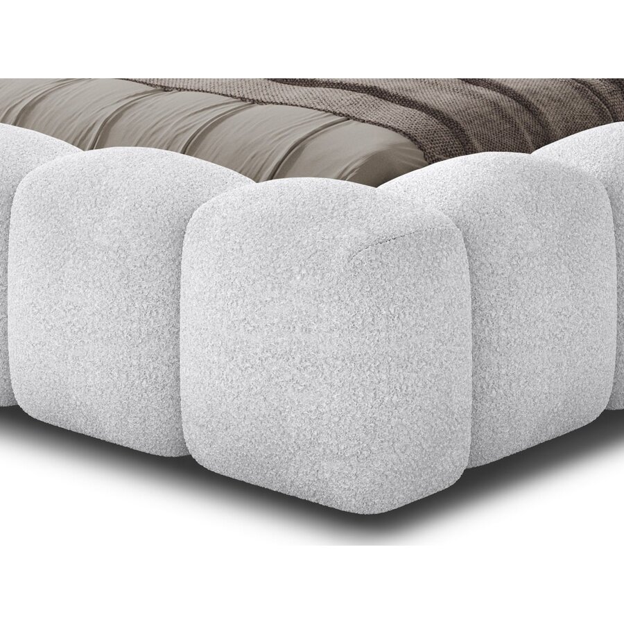 Orlando 200 x 200 cm Gestoffeerd Bed Naturel Orlando 200 x 200 cm Gestoffeerd Bed Naturel