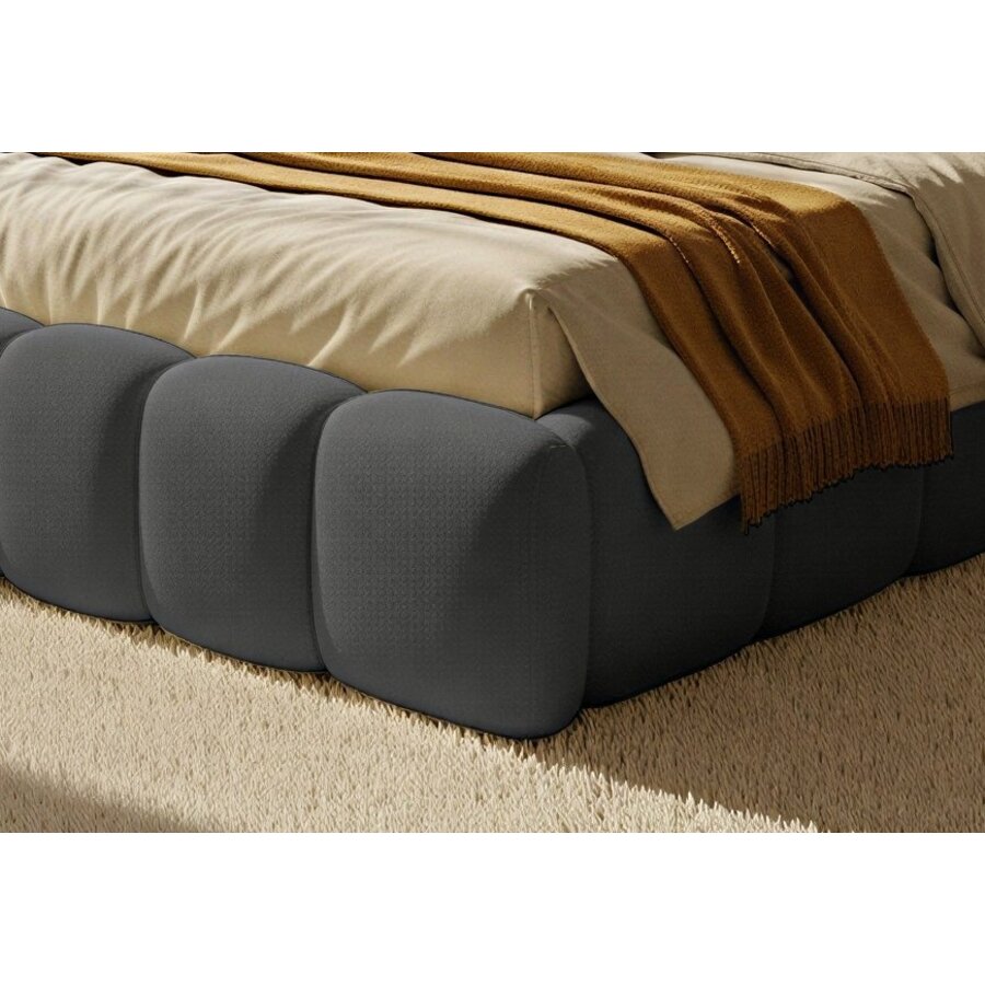 Boston Slim 140 x 200 cm Gestoffeerd Bed Donkergrijs
