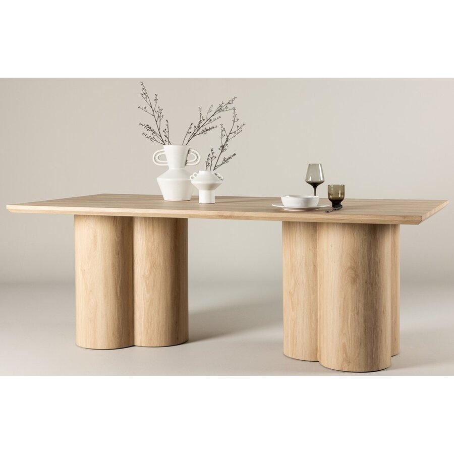 Olivia Eiken Eettafel Rechthoek 210 cm Olivia Eiken Eettafel Rechthoek 210 cm