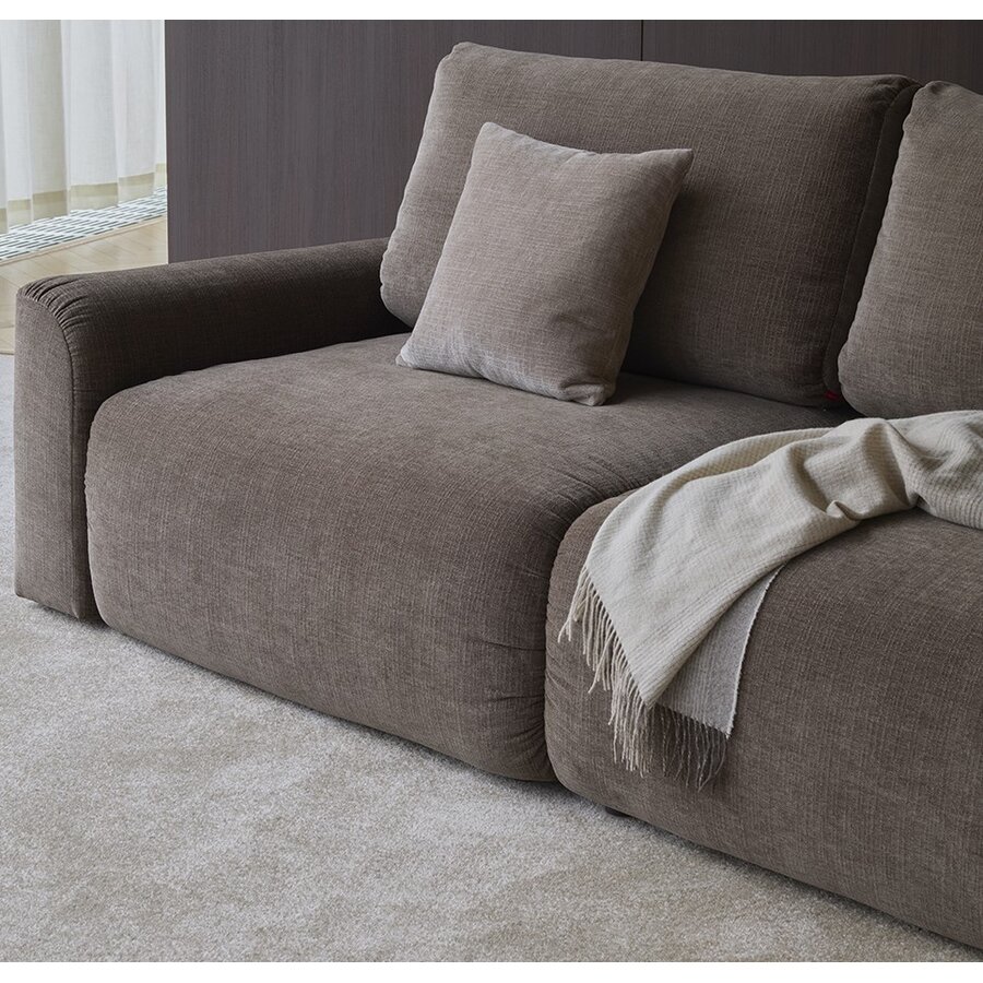 Norum Cederbruin Slaapbank Met Chunky Armleuningen Norum Cederbruin Slaapbank Met Chunky Armleuningen