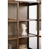 Zamora Donkerbruin Eiken / Glas Opbergkast H126 cm