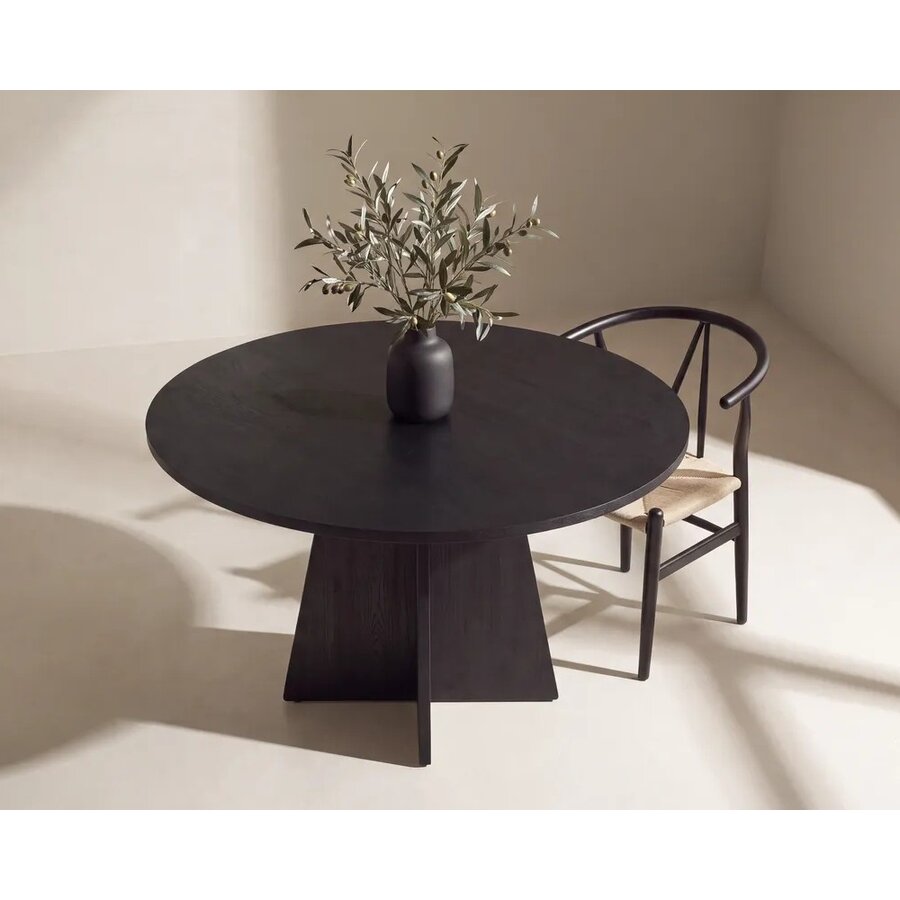 Bootcut Zwart Eettafel Rond Ø110 cm Hjem Interiors Bootcut Zwart Eettafel Rond Ø110 cm