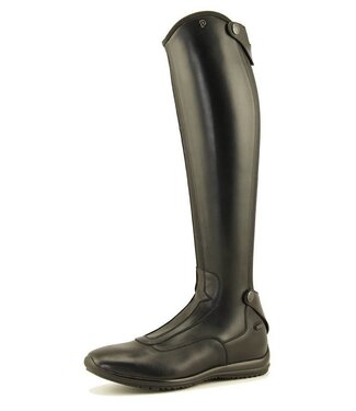 Petrie Boots J623-8.0 Petrie Oxer in soft calf leather with a zipper at the back with a very tight throughout UK 8.0 50-34