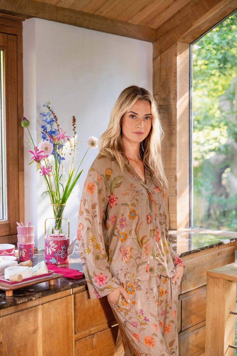 Znurk - Woondeco & Slaapcomfort, Uw complete woon- en slaap assortiment, gewoon in eigen dorp.