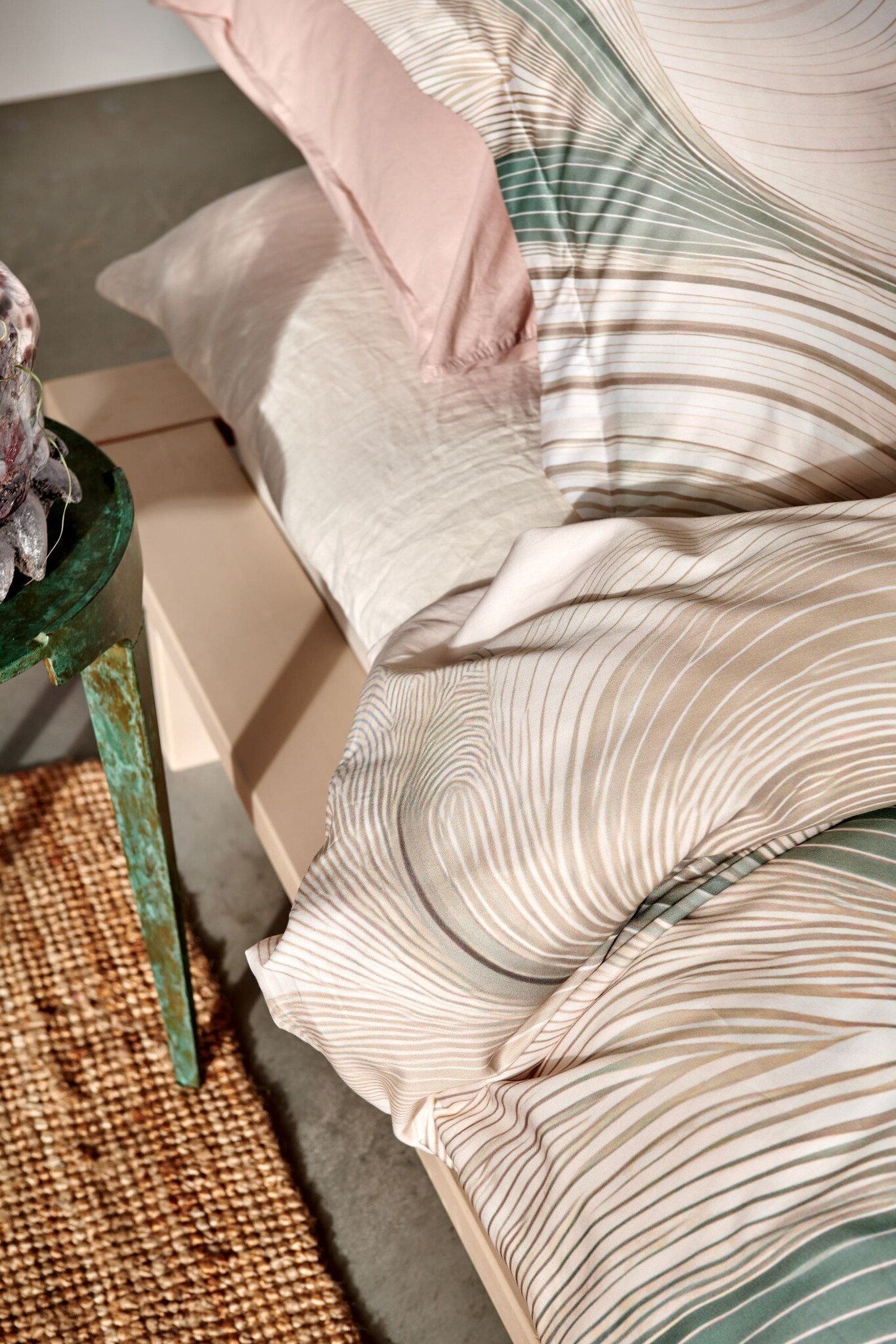 Dekbedovertrek FLOWING Cream Tan 240x220 cm (satijnkatoen)