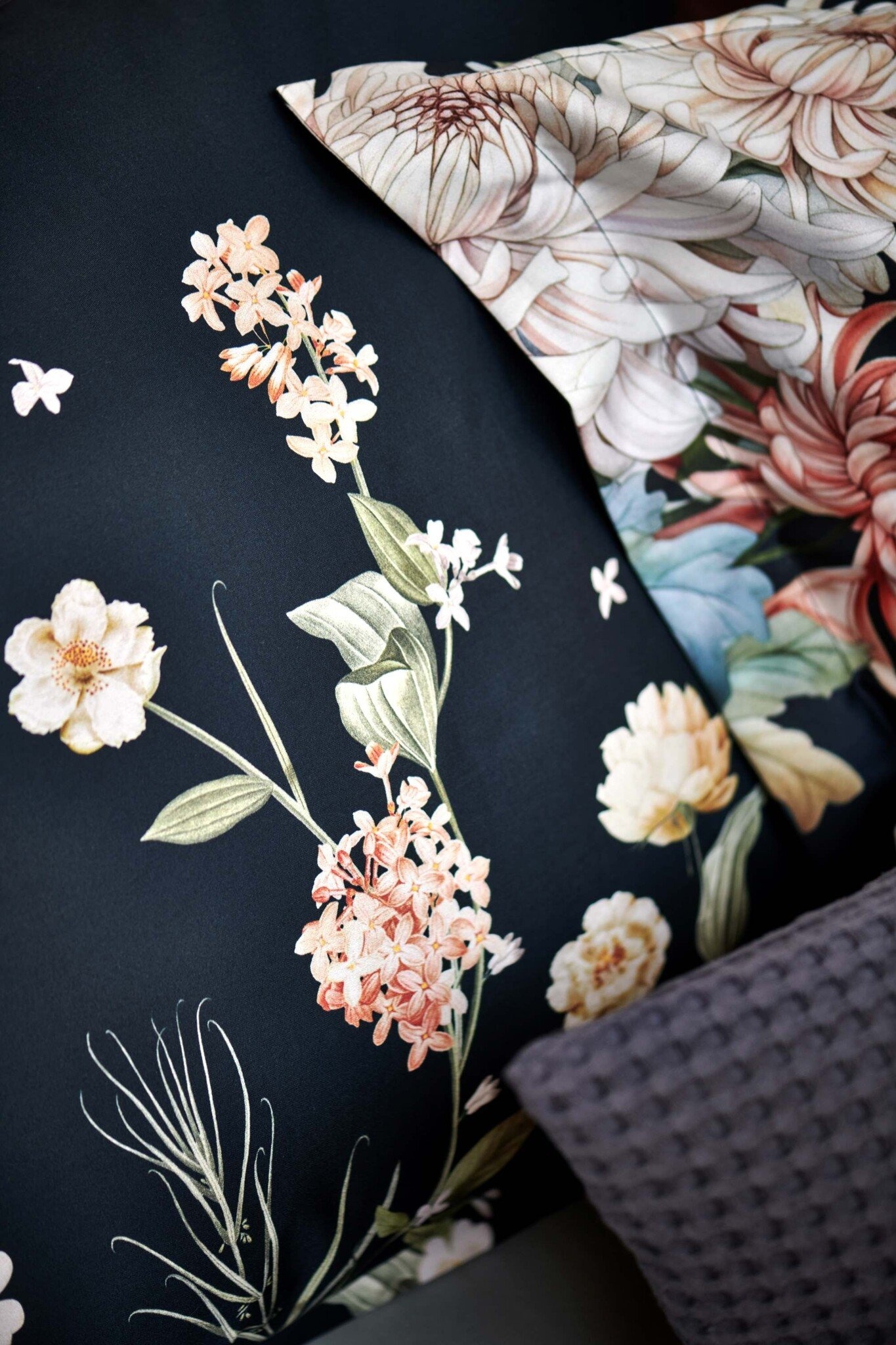 Vandyck FLORAL BLISS dekbedovertrek Blue Ink 200x220 cm