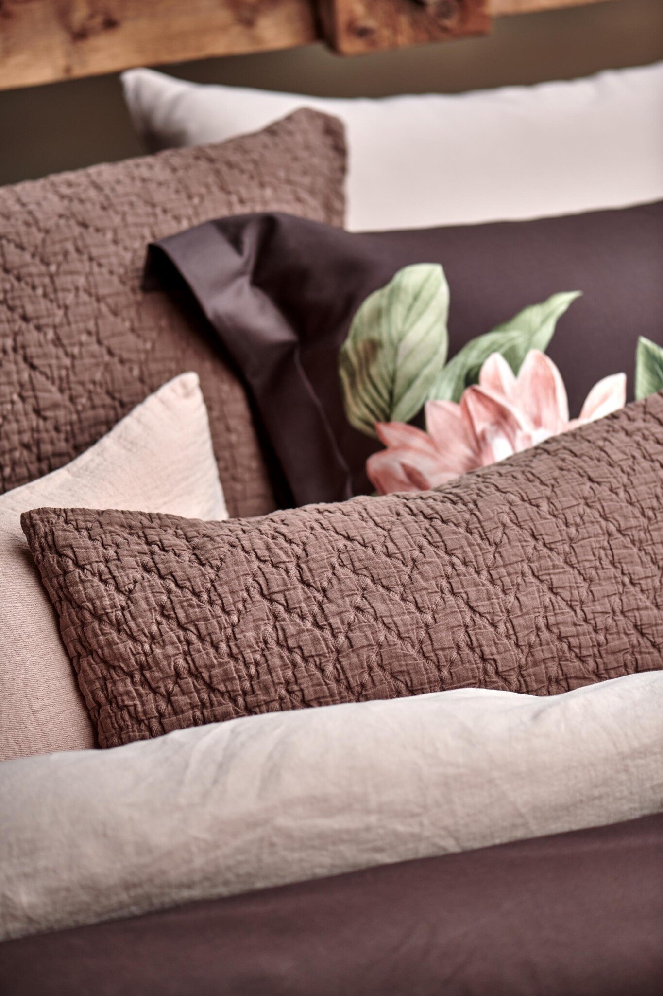 Vandyck PARADISE BLOOM duvet cover Dark Chocolate 200x220 cm