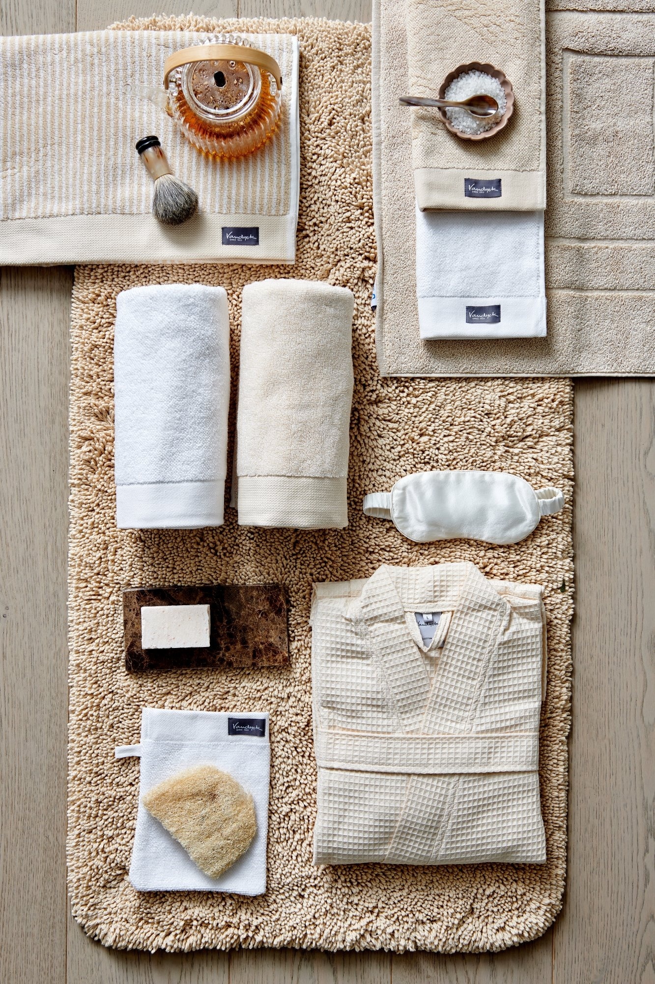 Vandyck BIARRITZ bathrobe Cream Tan-189