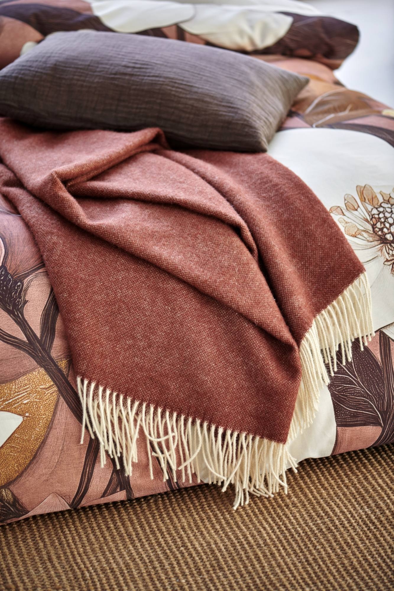 HOME BELLAVITA bedspread Mocca 160x260 cm
