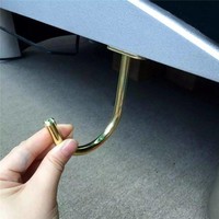 Trekantkrok. For å henge trekanten på biljard Trekantkrok. For å henge trekanten på biljard