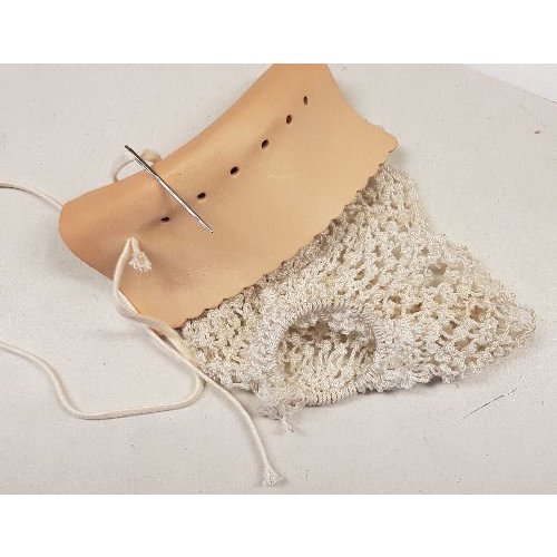 Needle for snooker net to thread Needle for snooker net to thread