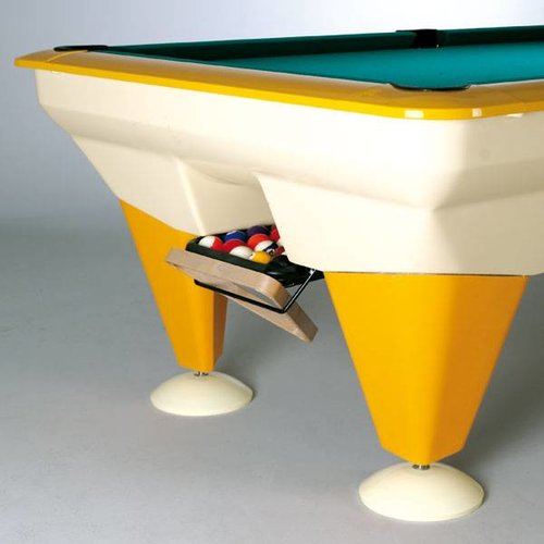 Sam Sam coin insert Outdoor pool table. Tempo