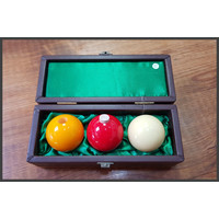 Urn billiard balls set