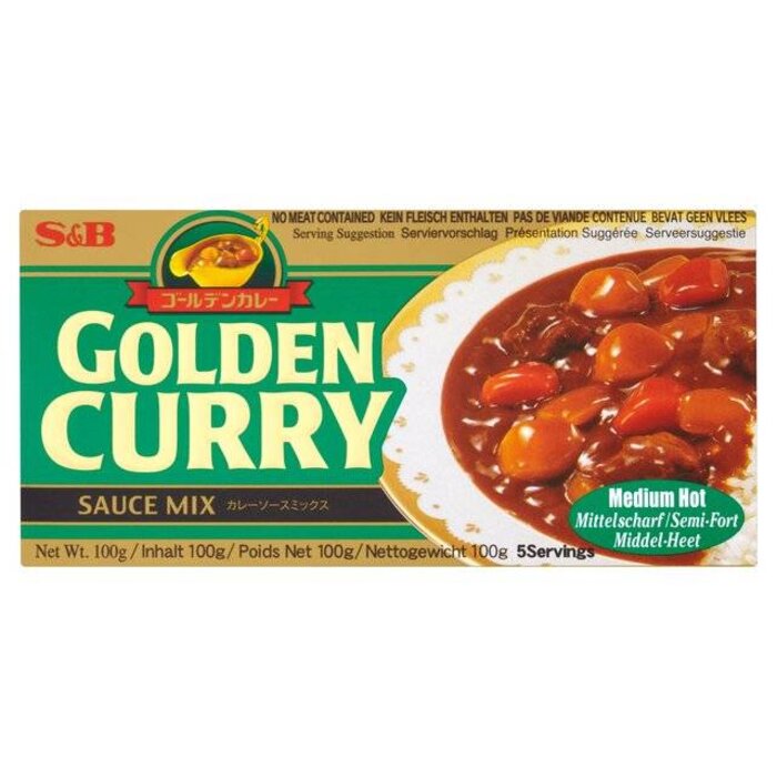 S&B Golden curry sauce mix medium hot 92g - green label