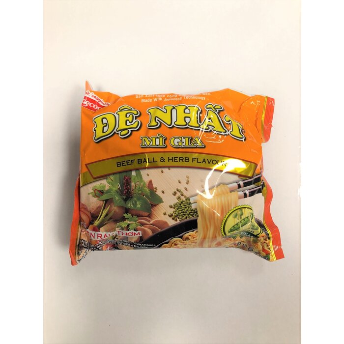 De Nhat - mi gia - beef ball & herb flavour noodlesoup