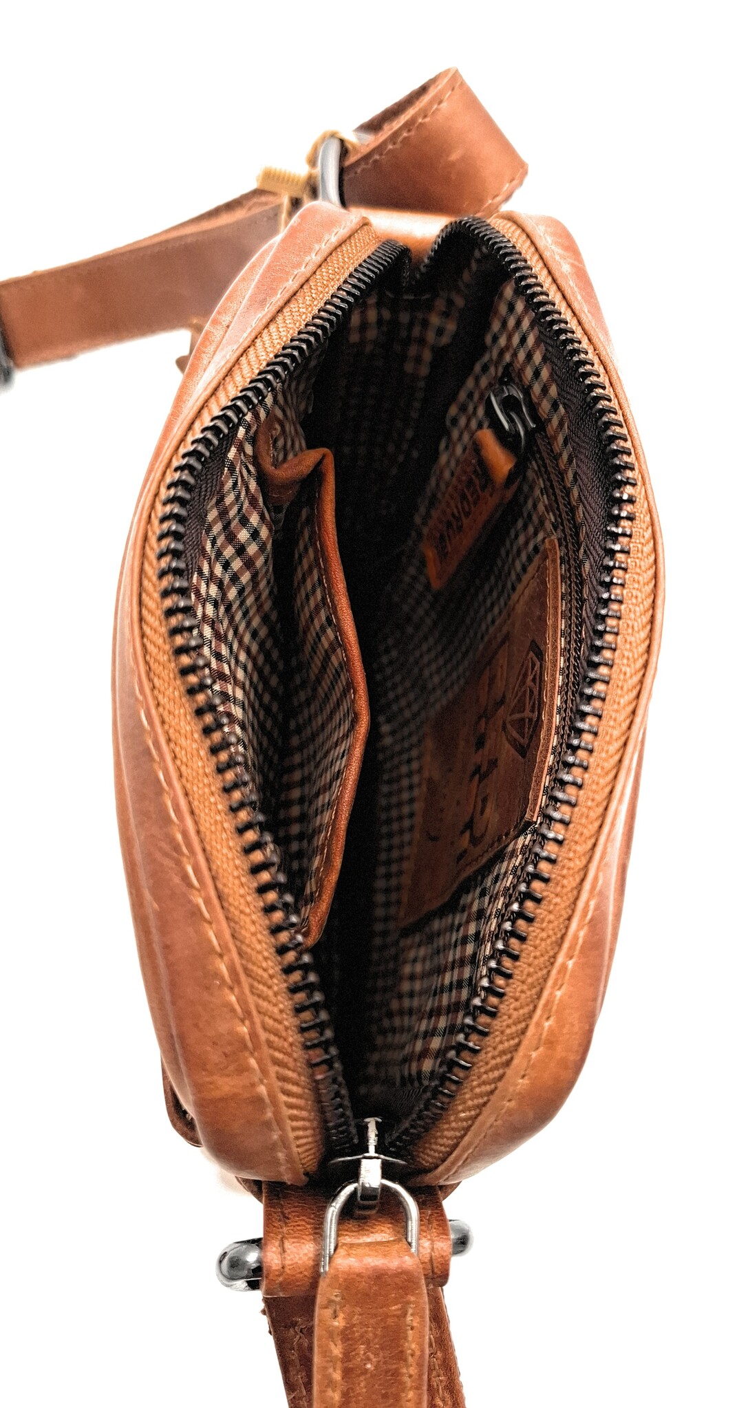 REDRUBI REDRUBI - UM/6/1161 - RFID protected - genuine leather - shoulder bag - crossbody bag - sturdy - vintage leather - brown / cognac