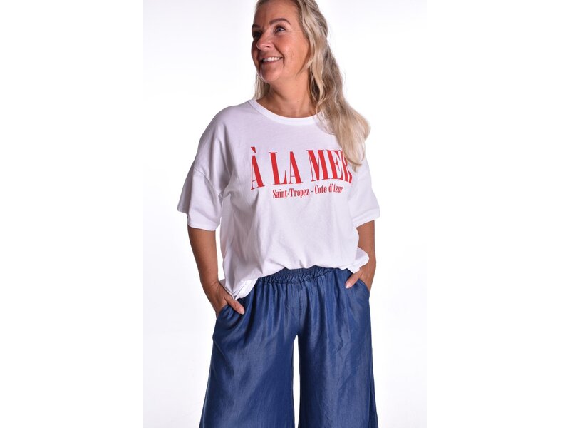 T-shirt La Mer - Wit met rode tekst
