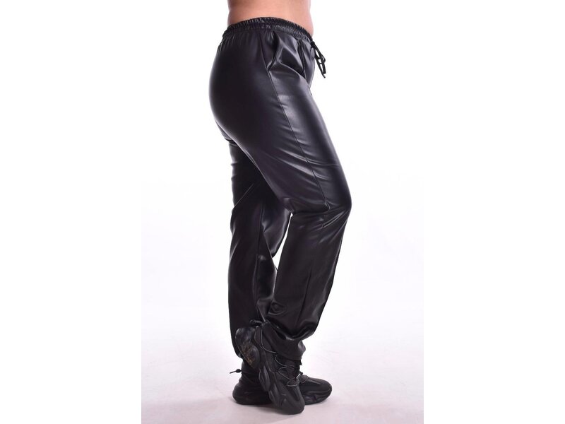 Leather Look Jog - Zwart