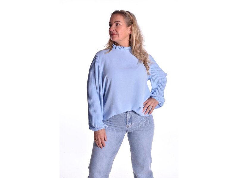 Top Stella - Lichtblauw