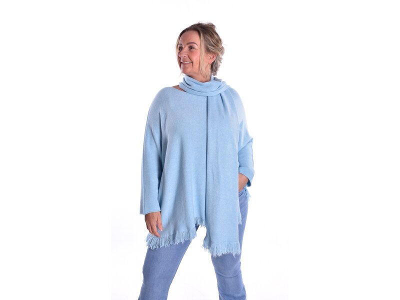 Trui Met Sjaal - Lichtblauw