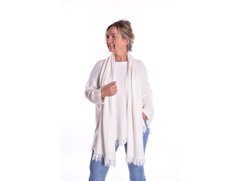 Trui Met Sjaal - Roomwit