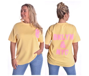 Top & - Zacht Geel - Roze Tekst