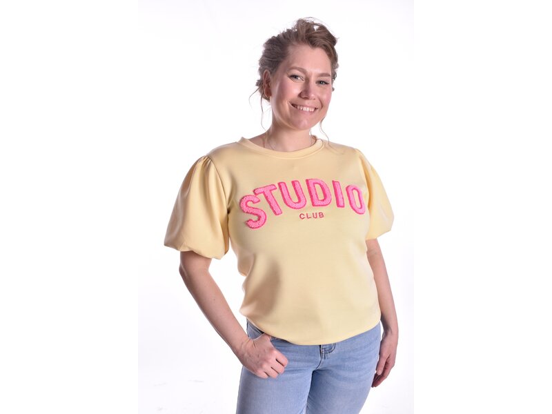 Top Studio Club - Zacht Geel