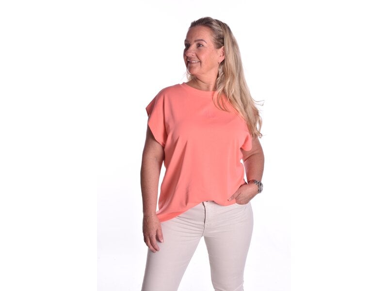 T-shirt Saluti van Mooij - Fluor Koraal