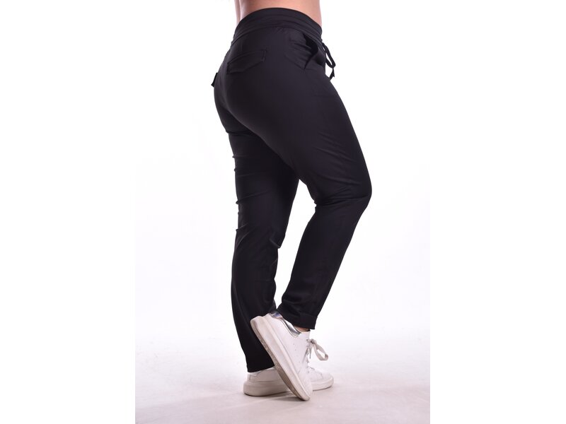 Broek Luxe Travelstof Bij Livi - Zwart