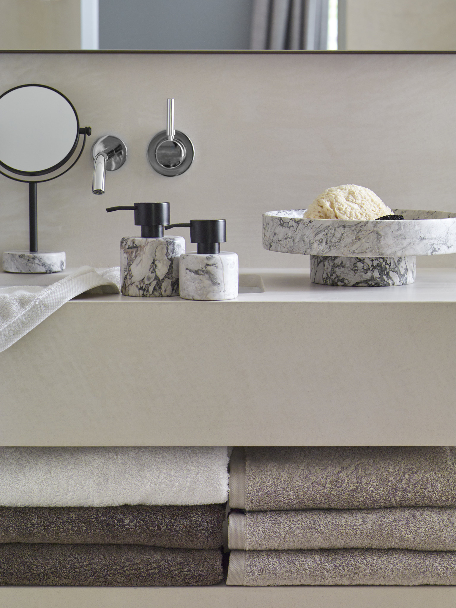 Support Papier Toilette Pied Porte Rouleau WC Avec Brosse Toilettes Design - Acier Inoxydable Rangement Salle Bain Inox