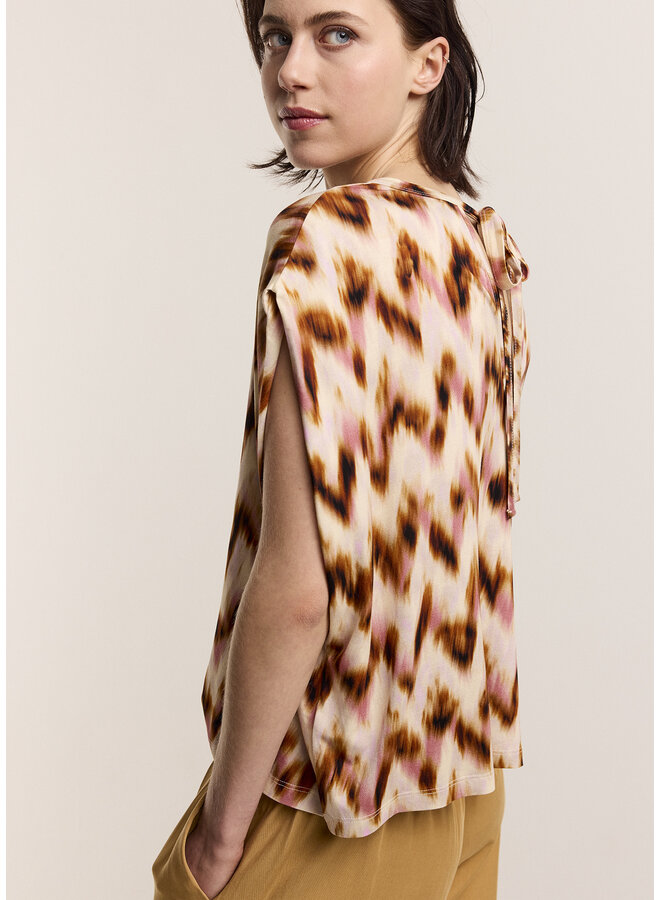 3s5023-30620 120 Summum Top Blurred Zig Zag Print  Multicolour