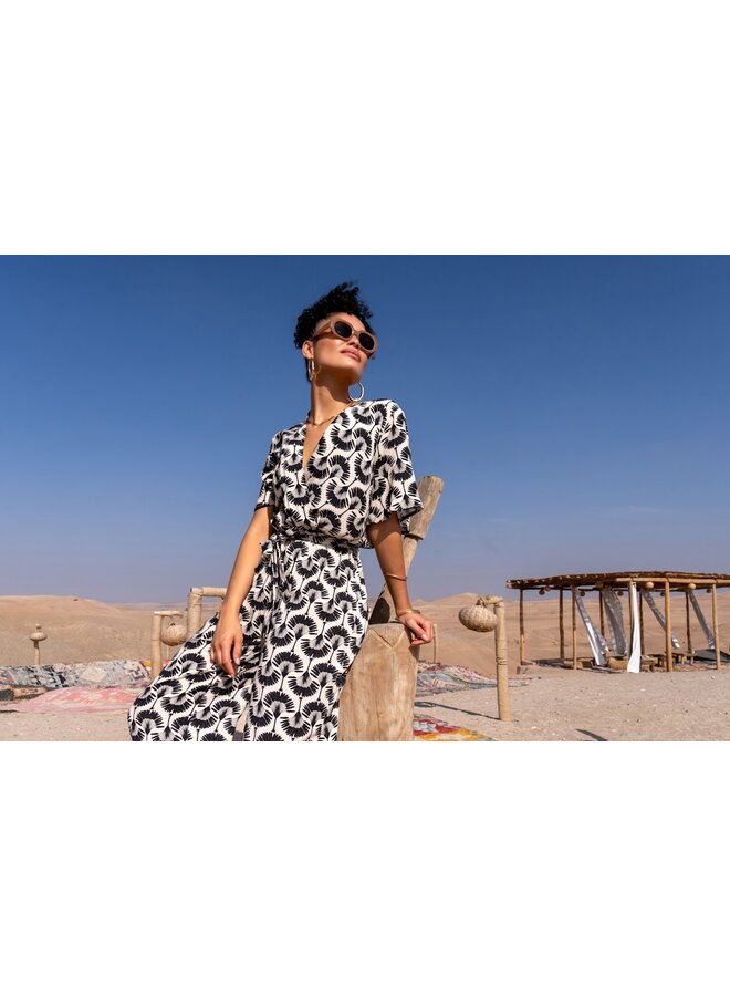 51175-70 010 Geisha Jumpsuit AOP X-over off-white/black