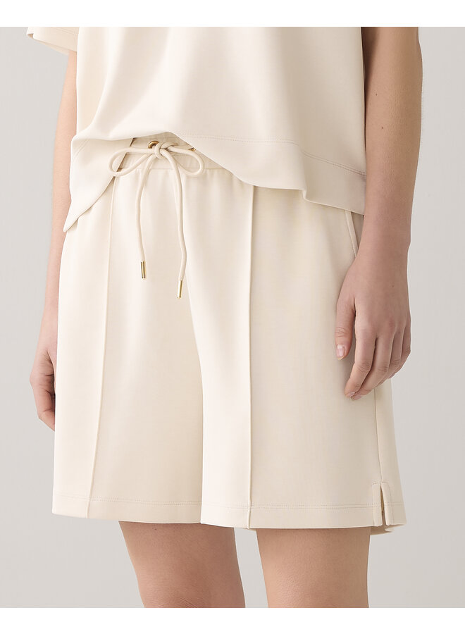 4s2804-30689 122 Summum Shorts washed modal scuba  Ivory
